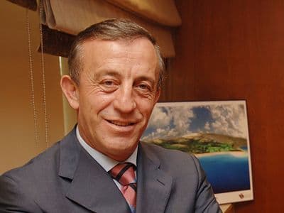 Ali Ağaoğlu: Elimi taşın altına koymaya hazırım