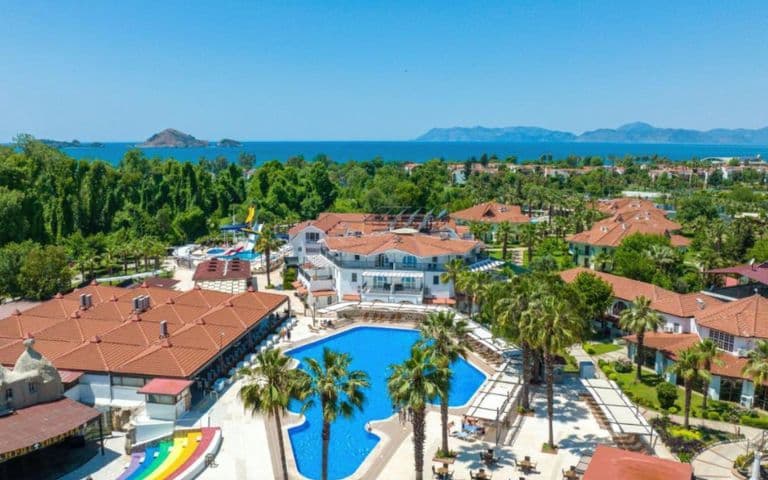 Gezinomi Fethiye'de iki otelin işletmesini aldı