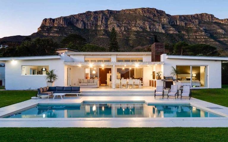 Airbnb yasası 1 yıl erteleniyor mu?