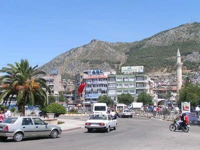 Vize kalktı; Hatay sağlık üssü oldu