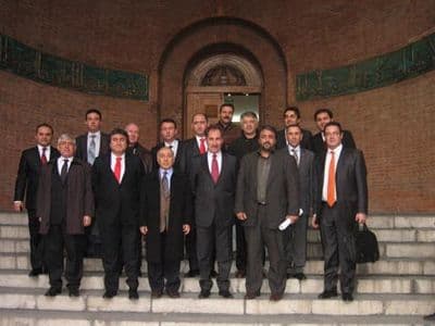 TÜROFED İkinci Başkanı Seçim Aydın, İran'ı yazdı