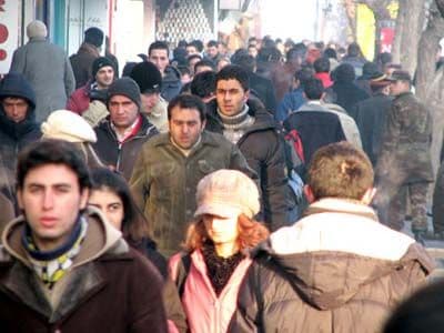 Kronikleşen işsizlik sorunu...