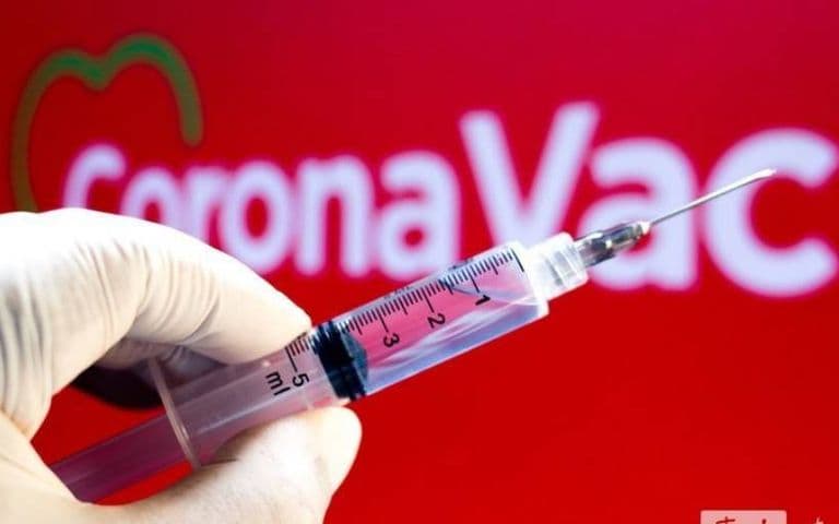 Sinovac ölüm vakalarına karşı BionTech'den daha etkili