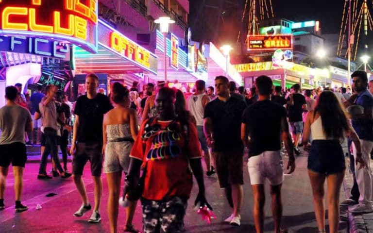 Balear Adaları'nda alkol satışına kısıtlama getirildi