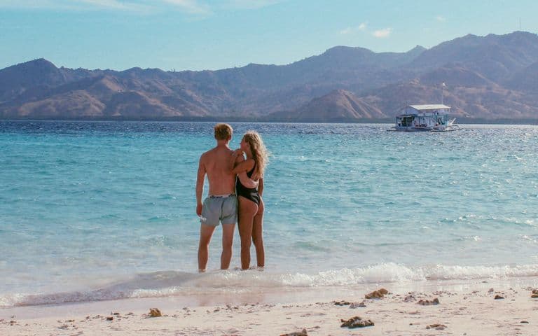 Bali turistlerden ülkeye giriş ücreti almaya başladı