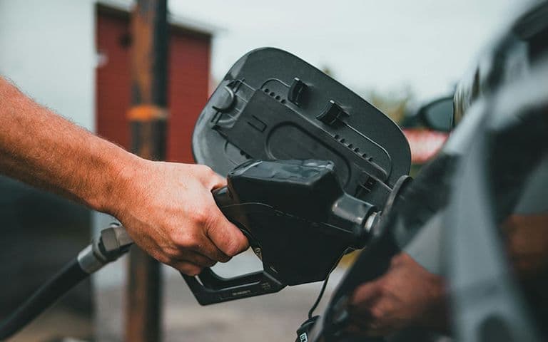 Motorine ve benzine bir zam daha yolda