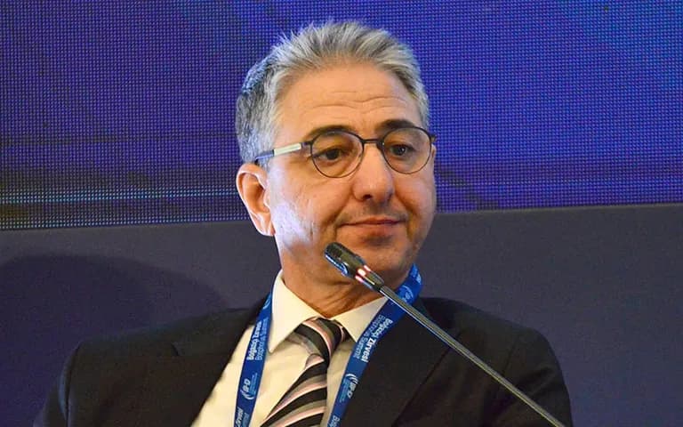 Hakan Saatçioğlu: Her şey dahilde kuralları belirleme zamanı geldi