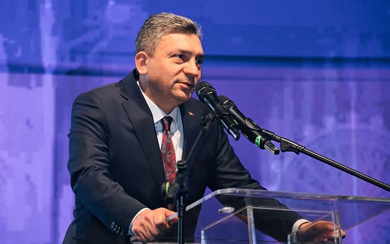 Hulusi Şahin: Antalya iç turizmle beraber 23 milyon ziyaretçi ağırlayabilir