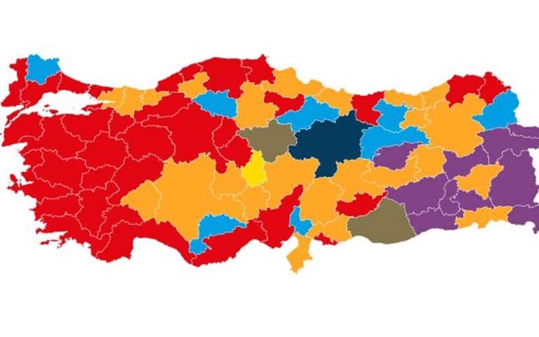 Türkiye'nin önde gelen turizm şehirlerinde hangi adaylar kazandı?