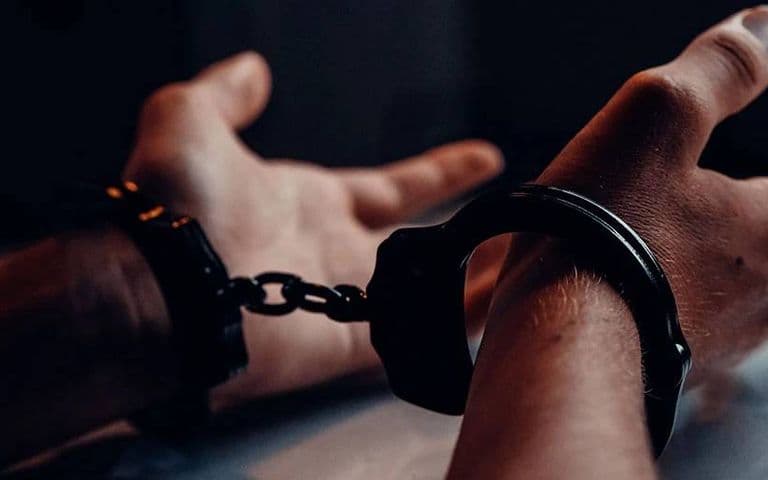 'Vatandaşlık Borsası'na operasyon: 60 kişi gözaltında