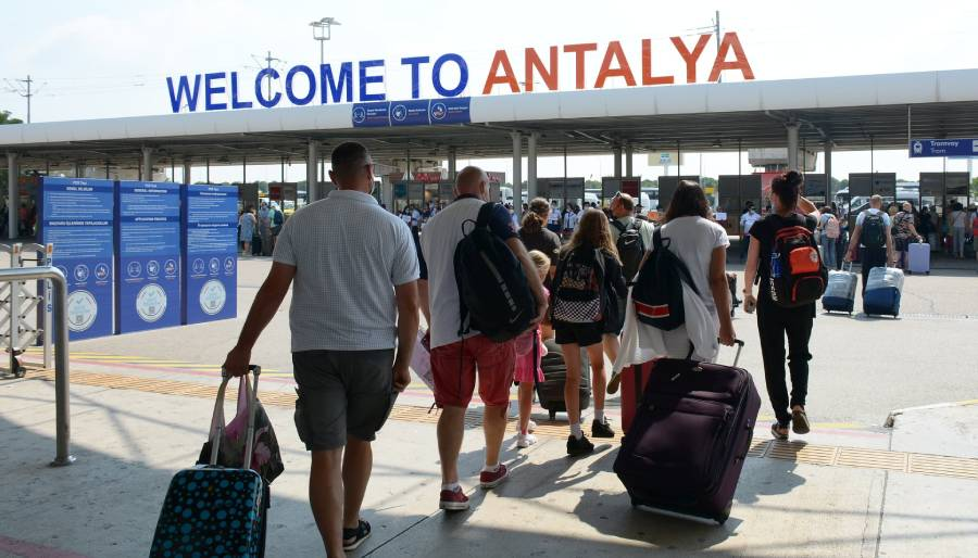 Rus tur operatörleri Antalya’yı merkez yapmayı planlıyor