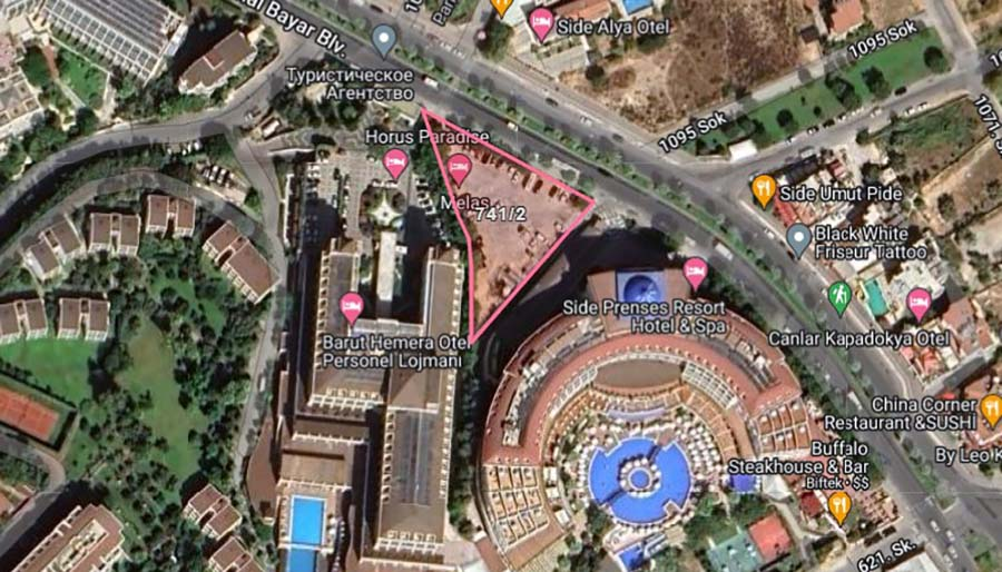 Antalya’da iki otel arasındaki turizm imarlı arsa icradan satılıyor