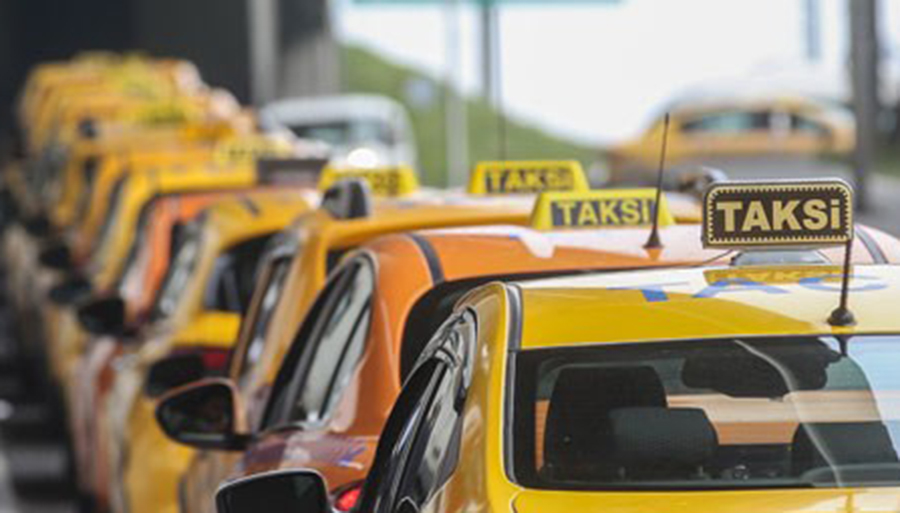 İstanbul’da turistten fazla ücret alan taksiciye ceza