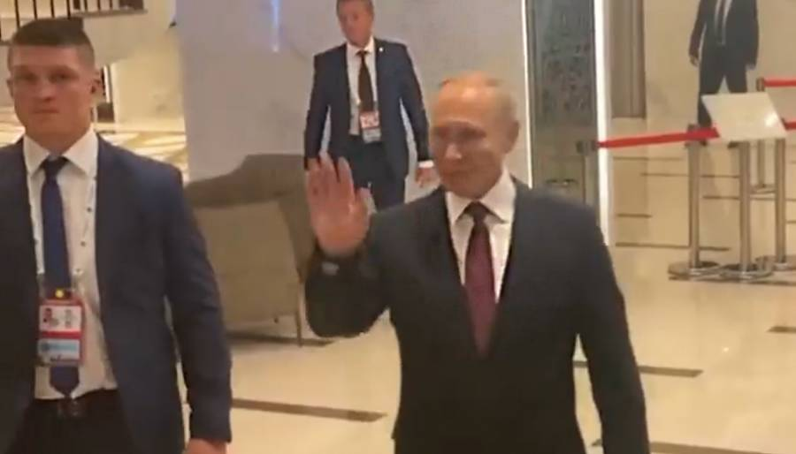 Vladimir Putin'den otel çalışanlarına teşekkür