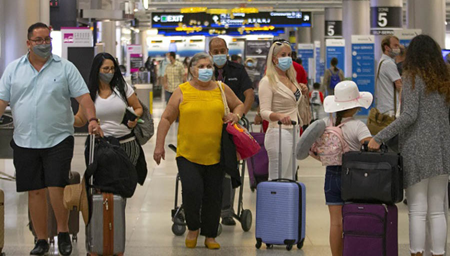 Ercan Havalimanında maske zorunluluğu