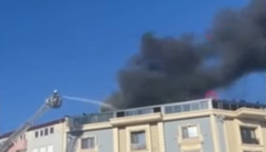 Zonguldak’taki otelin çatısında yangın