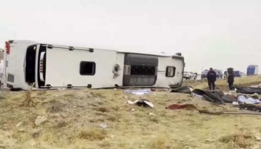 Sivas’ta yolcu otobüsü kazası, 7 ölü 40 yaralı