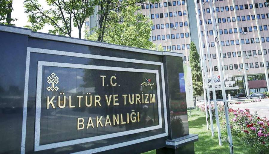 Kültür ve Turizm Bakanlığında iki üst düzey istifa