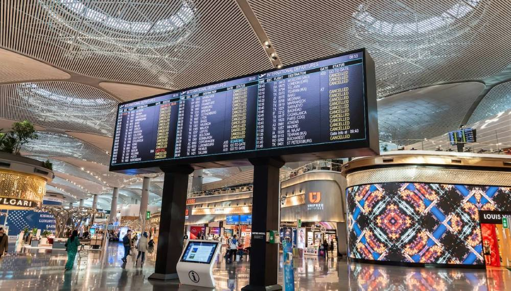 Rötar yapan hava yolu artık yolcuya tazminat ödeyecek