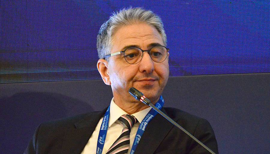 Hakan Saatçioğlu: Yabancı personel olmadan bu sorun çözülemez