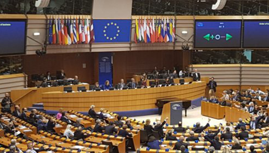 Avrupa Parlamentosu’ndan Ukrayna’ya yeni yardım fonuna onay