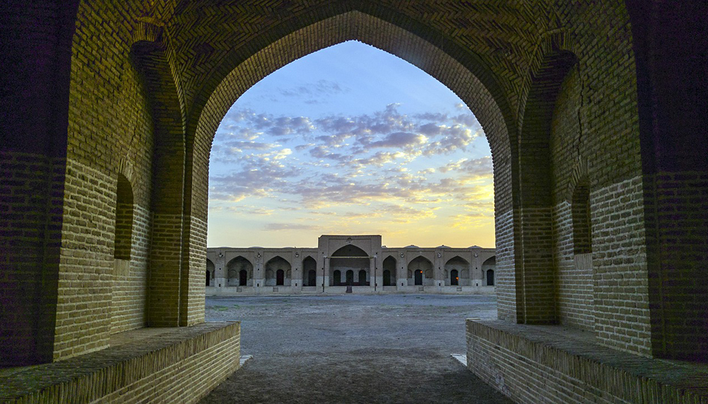İran, seyahat acentesinden hizmet almayan turiste vize vermeyecek