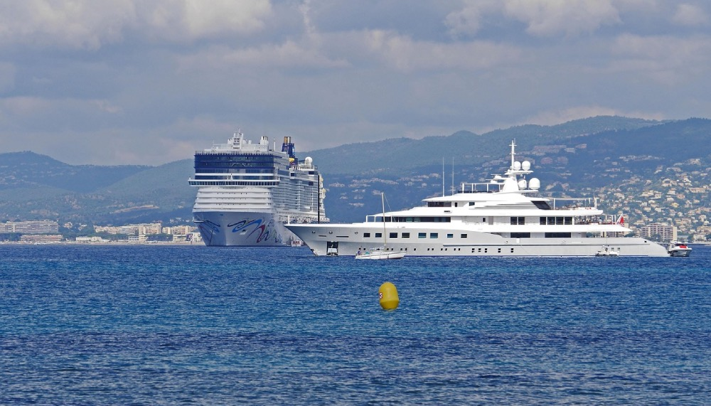 Fransa, ülkeye kruvaziyerle gelen turistlerden vergi alacak