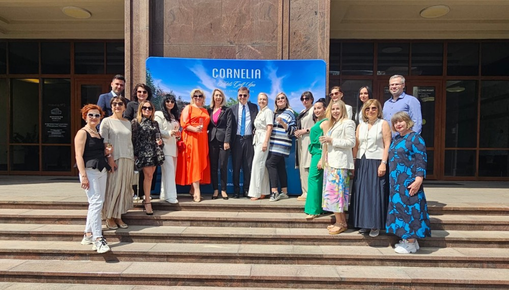 Cornelia Diamond, Rusya’da acentelerle buluştu