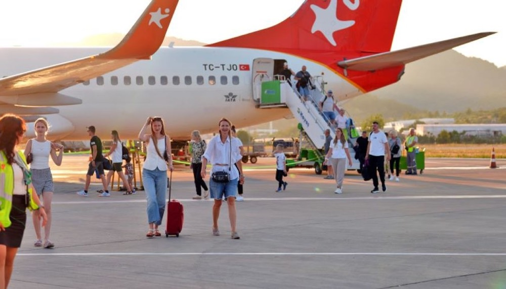 Slovakya’dan Alanya’ya charter uçuşlar başladı