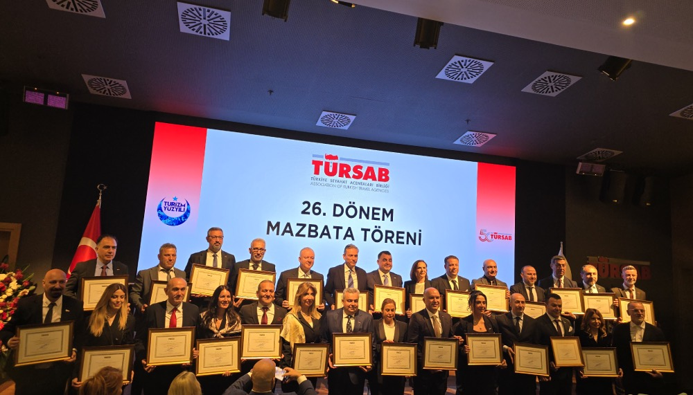 TÜRSAB’ın yeni yönetimi mazbatalarını teslim aldı