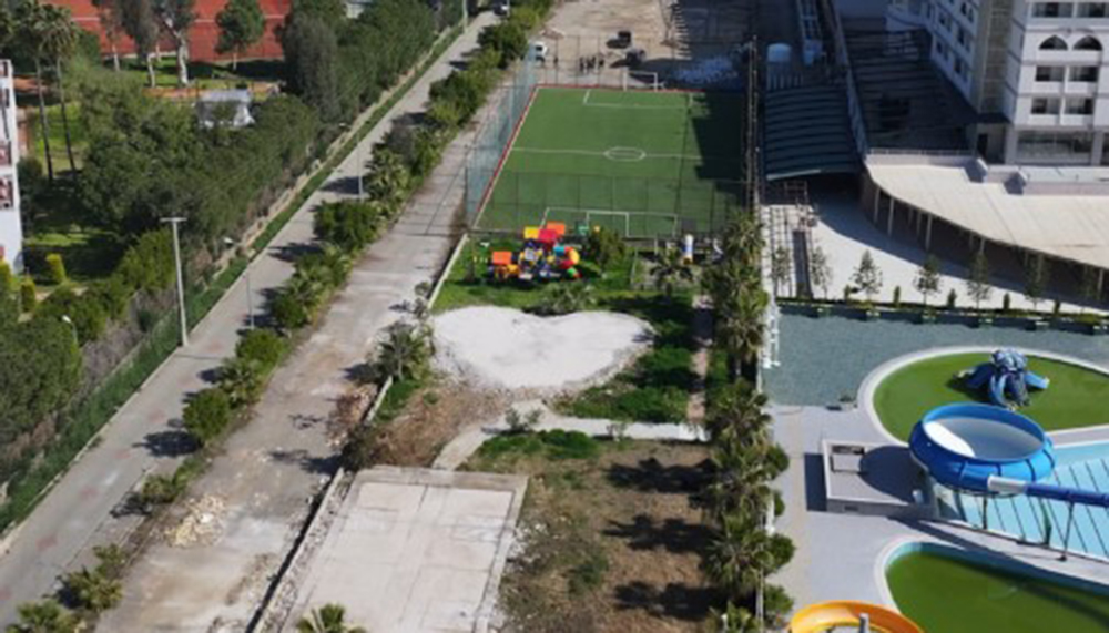 Antalya’da otel tarafından kullanılan kamu arazisi kullanımına açıldı