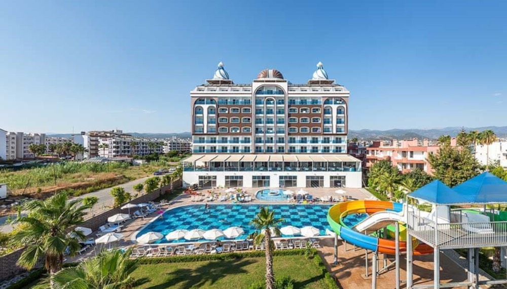 Antalya’da icradan satışa çıkarılan muhafazakar otelin sahibi belli oldu 