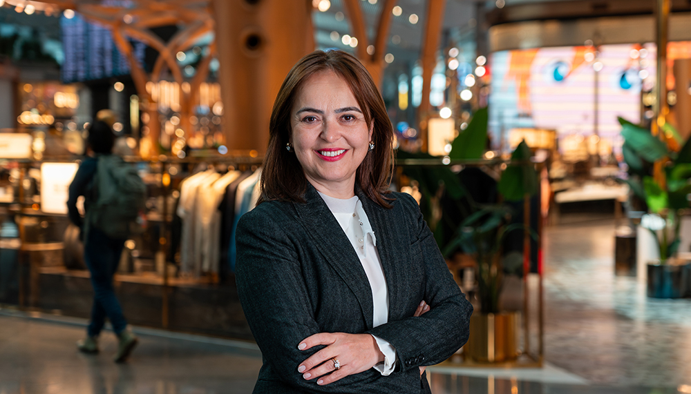 Selda Seçkinler Oba, İstanbul Havalimanı’nın insan kaynakları ekibinde