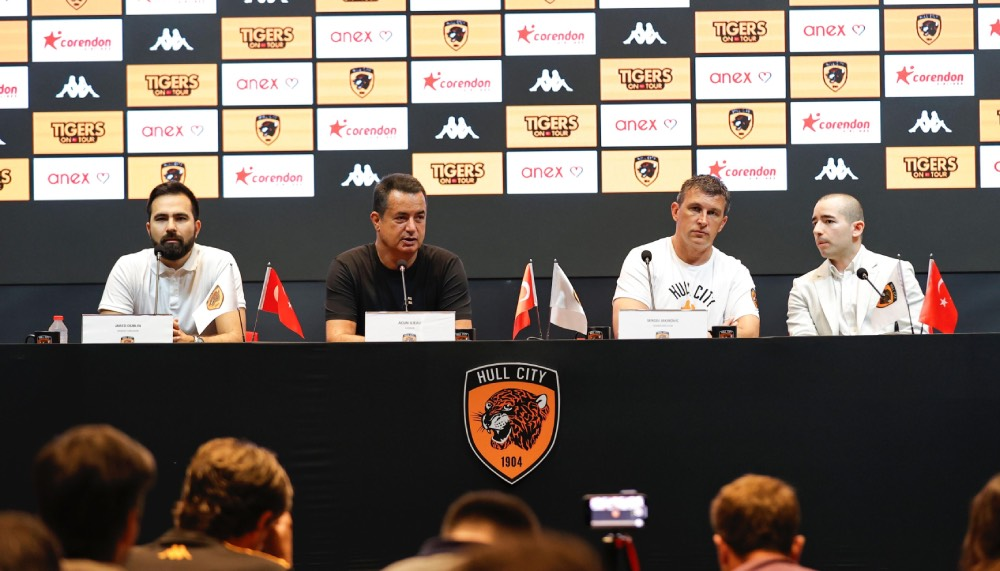 Hull City, Corendon Airlines ile sponsorluk sözleşmesini yeniledi