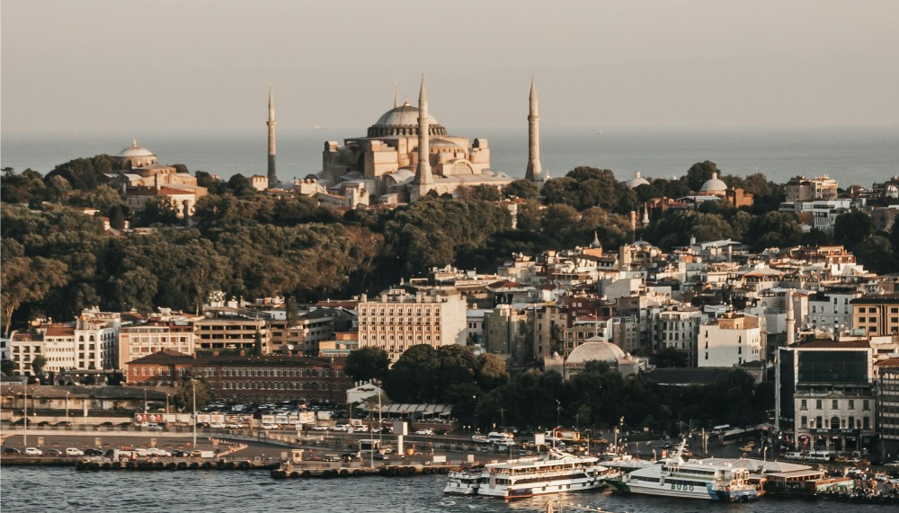 Nisan ayında Türkiye’ye gelen turist sayısında büyük düşüş