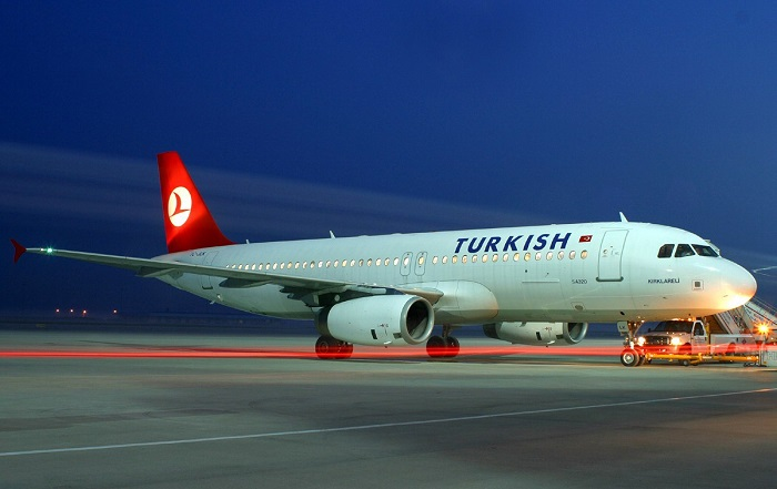 Türk yolcu sorun çıkardı; THY uçağı Roma'ya zorunlu iniş yaptı