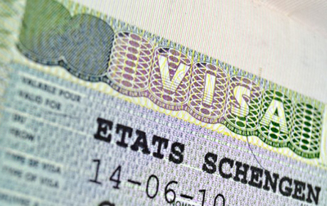 Türkiye kapıda beklerken, Birleşik Arap Emirlikleri Schengen'e girdi