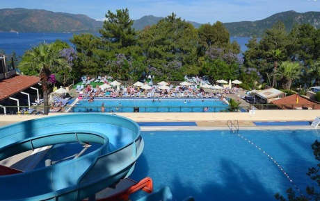 İngiliz gazete Marmaris'teki otel üzerinden Türk turizmini hedef aldı