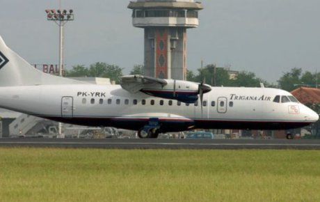 54 yolcu ile kaybolan Endonezya uçağının enkazına ulaşıldı iddiası