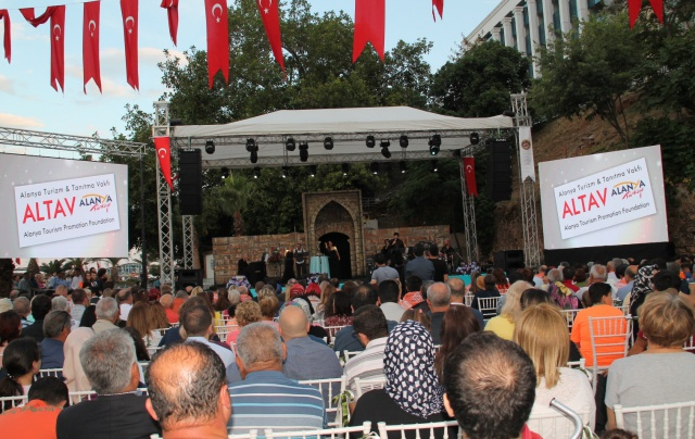 Alanya turizm ve sanat festivali başladı