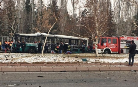 Kayseri'de halk otobüsüne bombalı saldırı