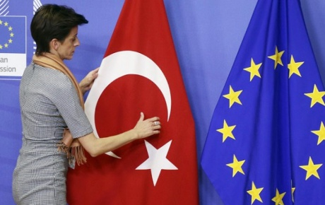 9 Avrupa ülkesinde çarpıcı Türkiye anketi