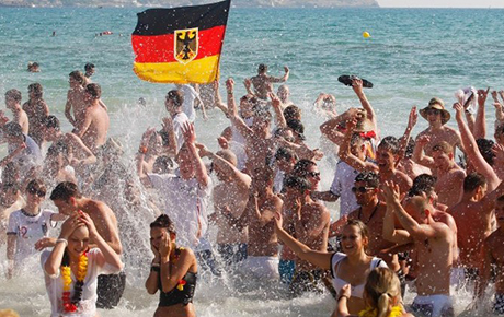 Harcama, destinasyon, satın alma... İşte Alman turistin 2018 tatil eğilimleri