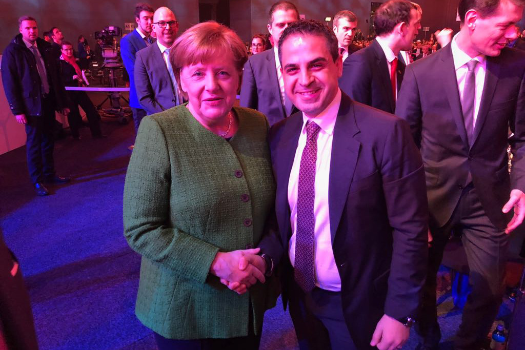 Erkan Yağcı Merkel’i  Antalya’ya tatile davet etti