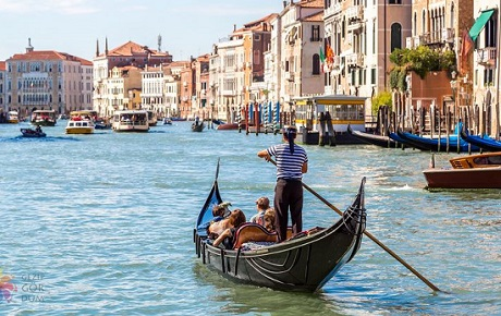 Venedik, kentin sembol turistik aktivitesine kısıtlama getirdi