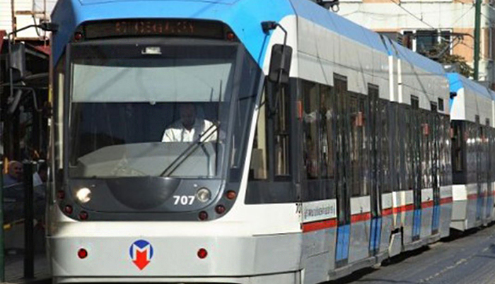 İstanbul'da tramvay kazası, 1'i ağır 2 Japon turist yaralı