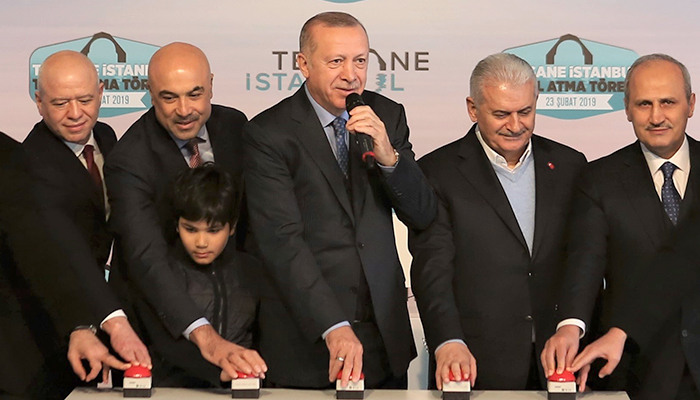 Fettah Tamince'nin yapacağı projenin temelini Erdoğan attı