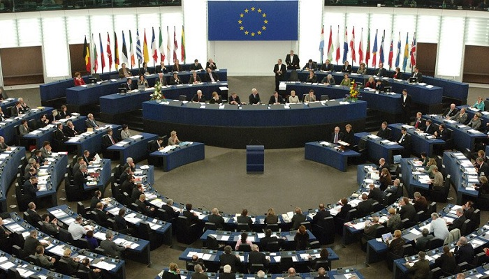 Avrupa Parlamentosu'ndan tek saat uygulamasına yeşil ışık