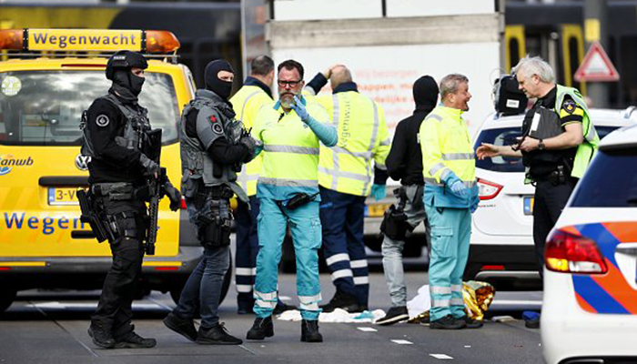 Hollanda'da silahlı saldırı, ölü ve yaralılar var
