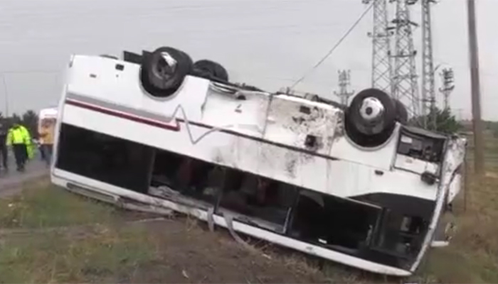 Nevşehir'de tur otobüsü kazası, 27 turist yaralandı